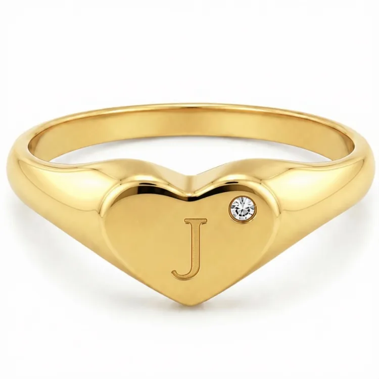 bokstav j zirkon ring i forgylt messing