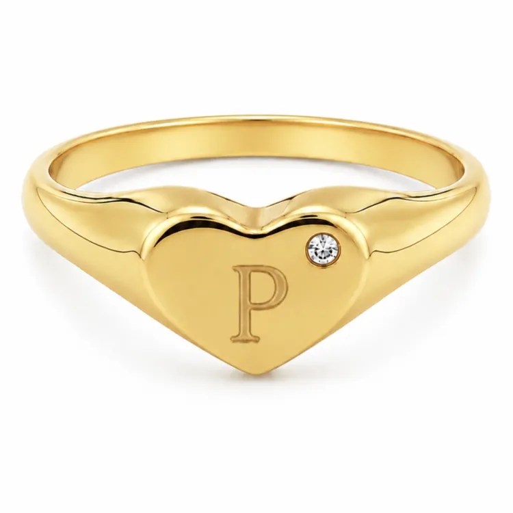 bokstav p zirkon ring i forgylt messing