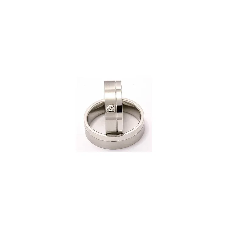 Matt og blank gifteringer i 14 karat hvitt gull 0,05 ct - par