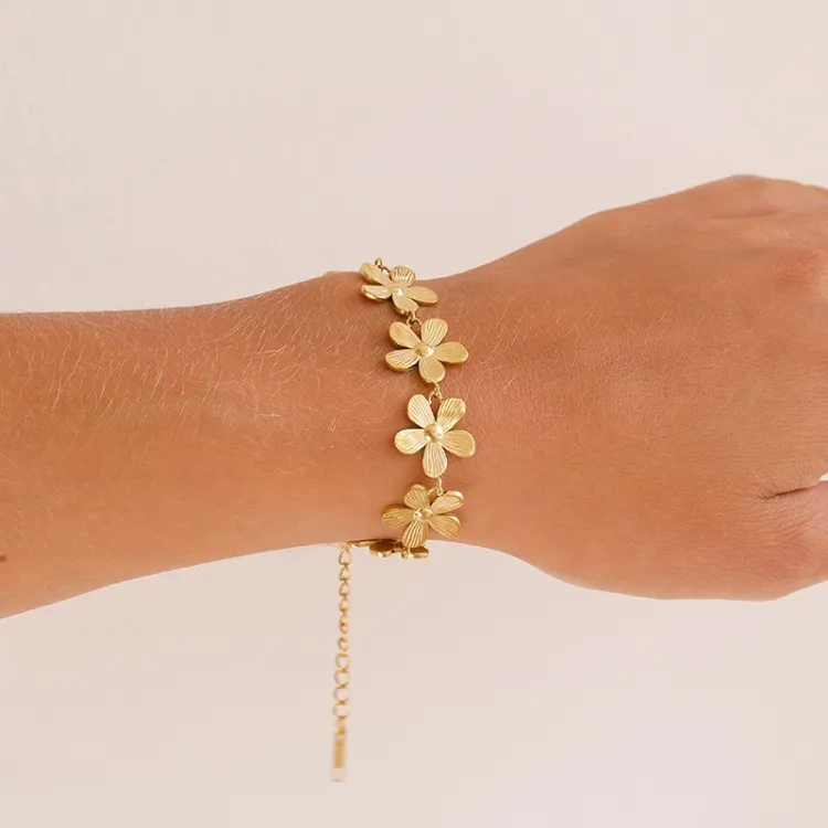vanntett blomst armbånd i forgylt stål - OCEANA