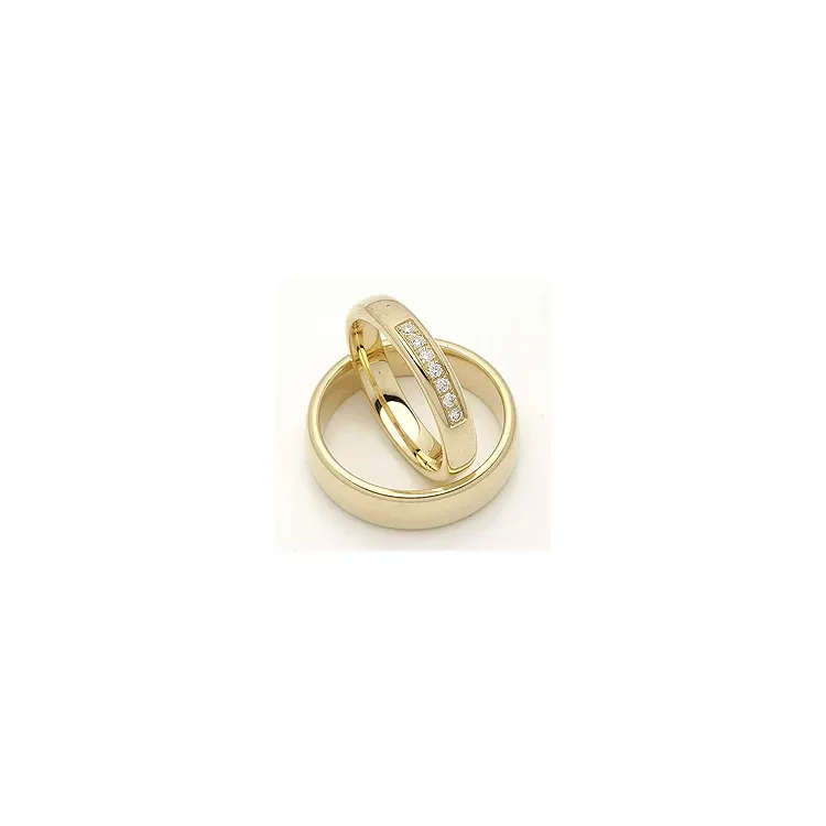Gifteringer i 14 karat gull 0,116 ct