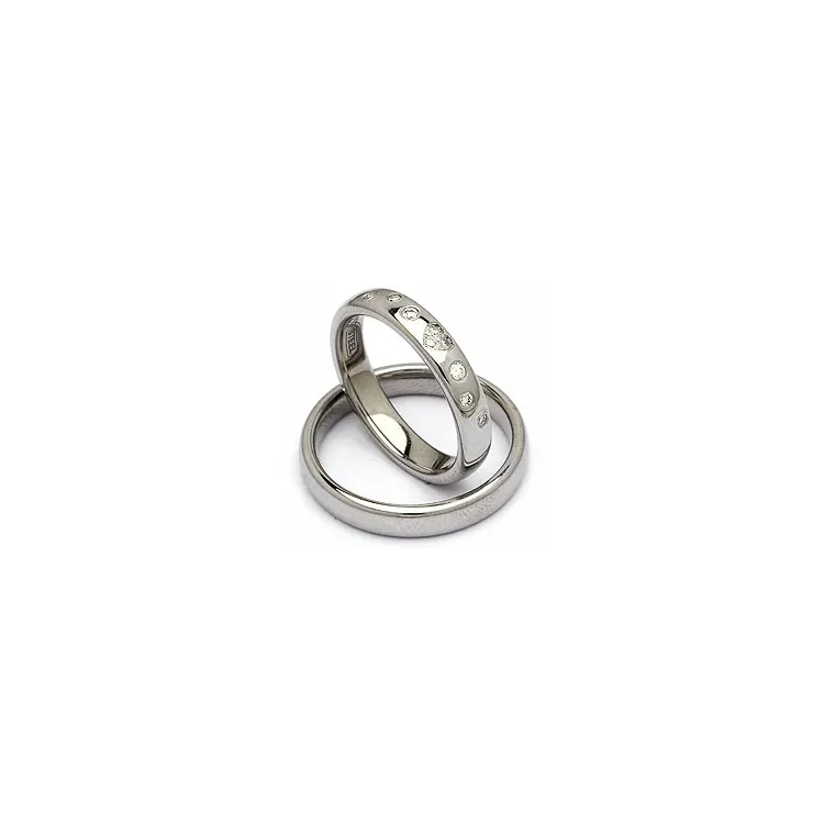 Gifteringer i stål 0,13 ct