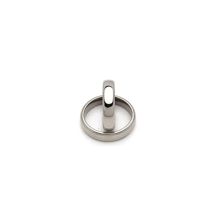Gifteringer i titanium