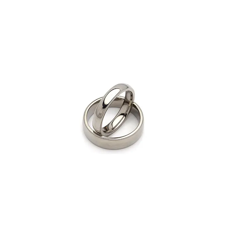 Gifteringer i titanium