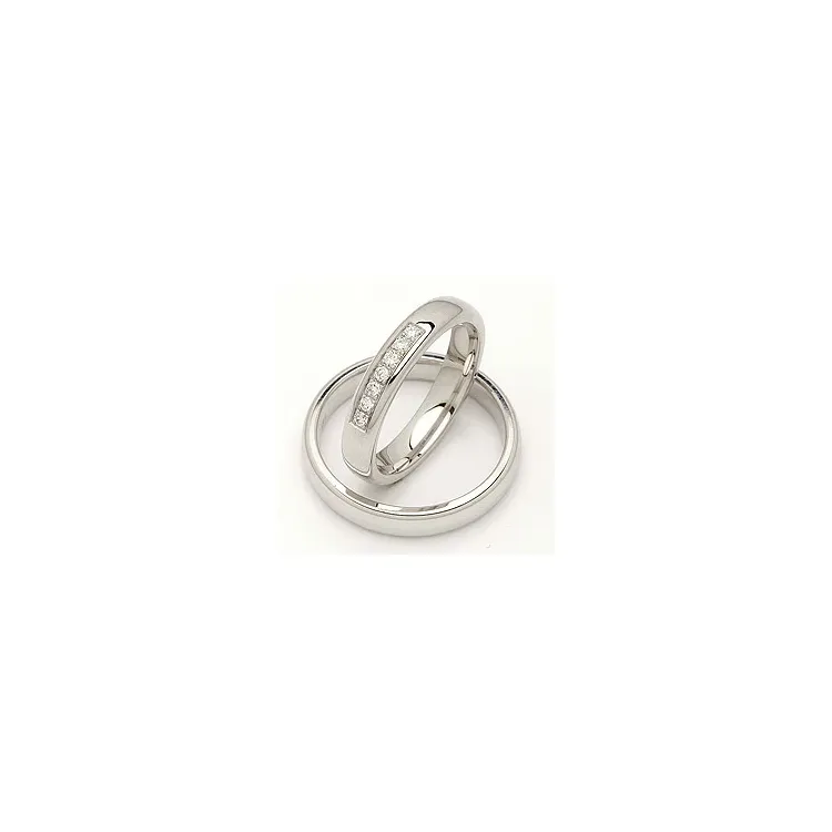 Gifteringer i 14 karat hvitt gull 0,116 ct