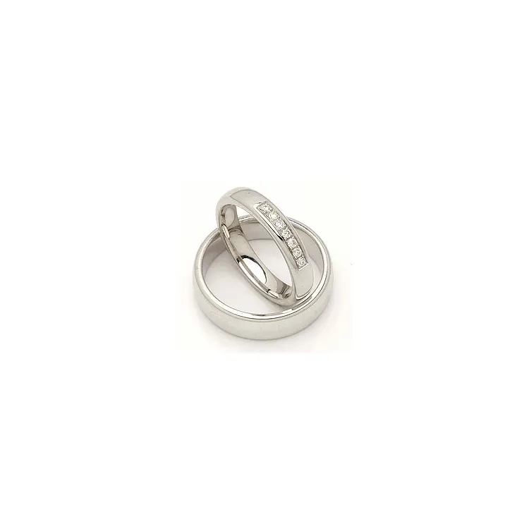 Gifteringer i 14 karat hvitt gull 0,116 ct