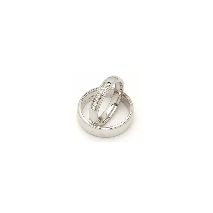 Gifteringer i 14 karat hvitt gull 0,116 ct