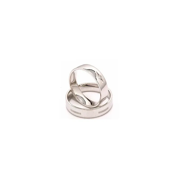 Gifteringer i 14 karat hvitt gull 0,035 ct - par