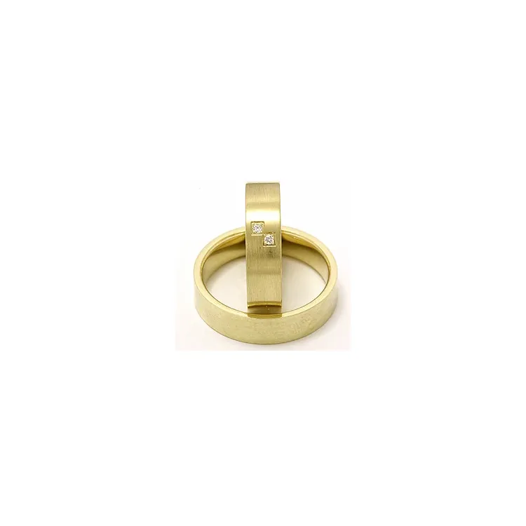 Matt flate gifteringer i 14 karat gull 2 x 0,015 ct - par