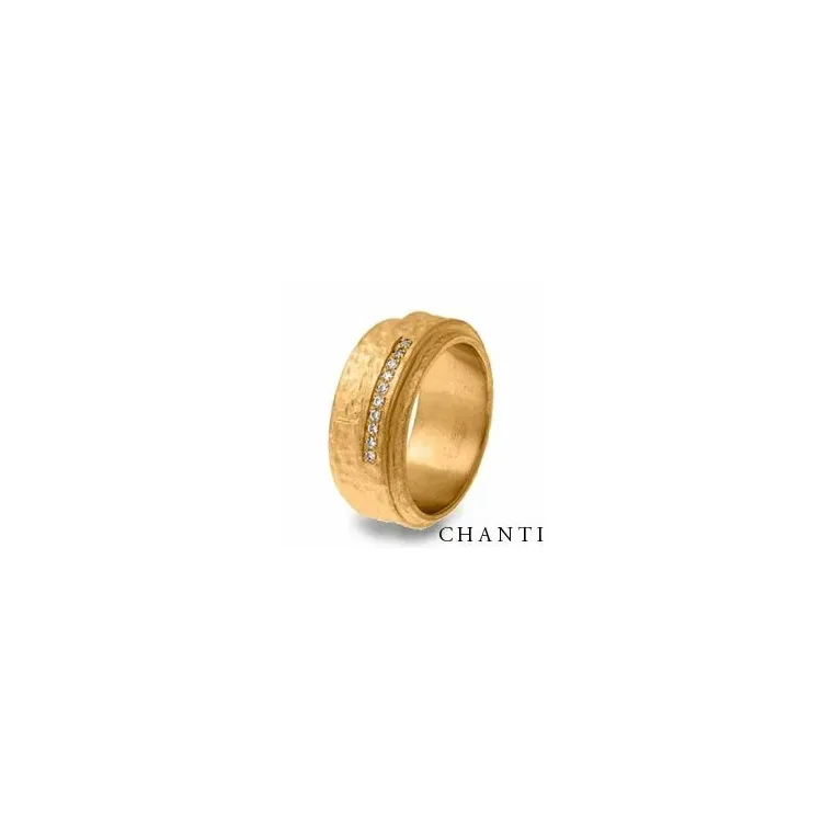 Hamret giftering i 14 karat gull 0,08 ct