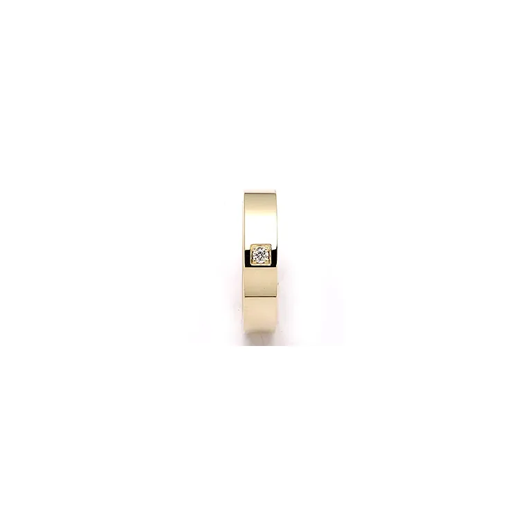 Giftering i 14 karat gull 0,05 ct