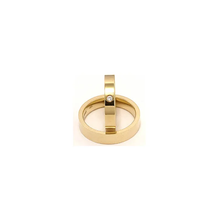 Gifteringer i 9 karat gull 0,05 ct