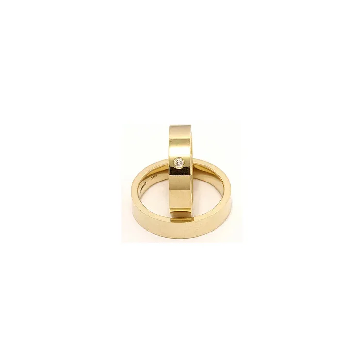 Gifteringer i 9 karat gull 0,05 ct