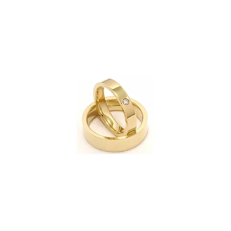 Gifteringer i 9 karat gull 0,05 ct