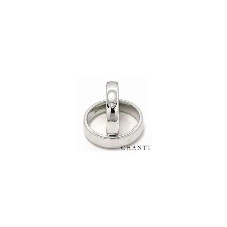 ovale gifteringer i 14 karat hvitt gull 0,05 ct - par