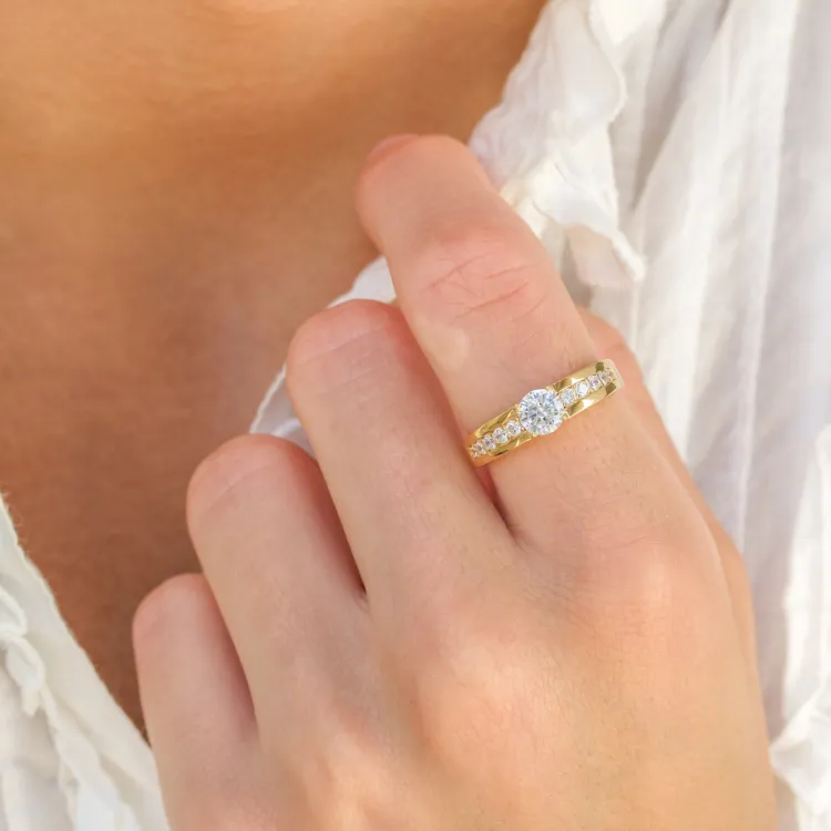 zirkon ring i forgylt sølv