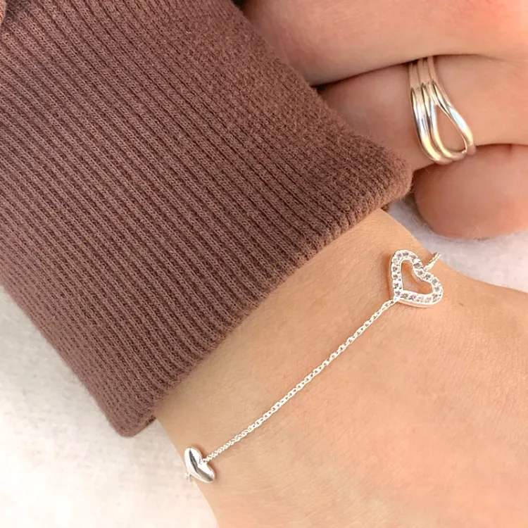 hjerte armbånd i sølv med anheng i sølv