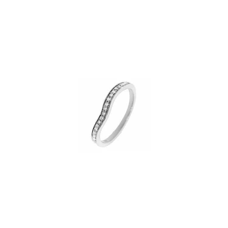 diamant ring i 14 karat hvitt gull 0,14 ct