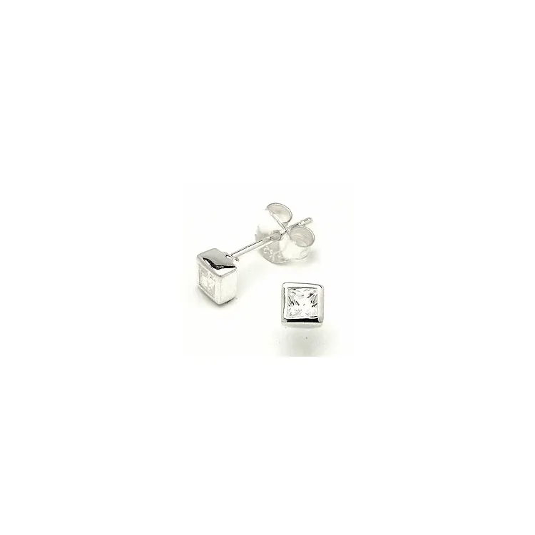 Firkantet 5 x 5 mm ørestikker i sølv