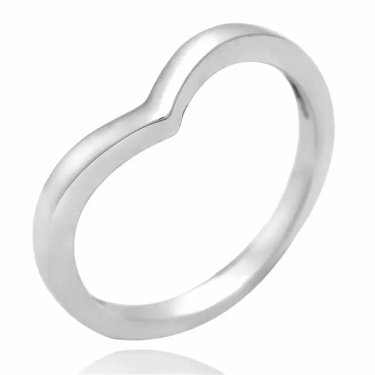 Enkel v ring i sølv