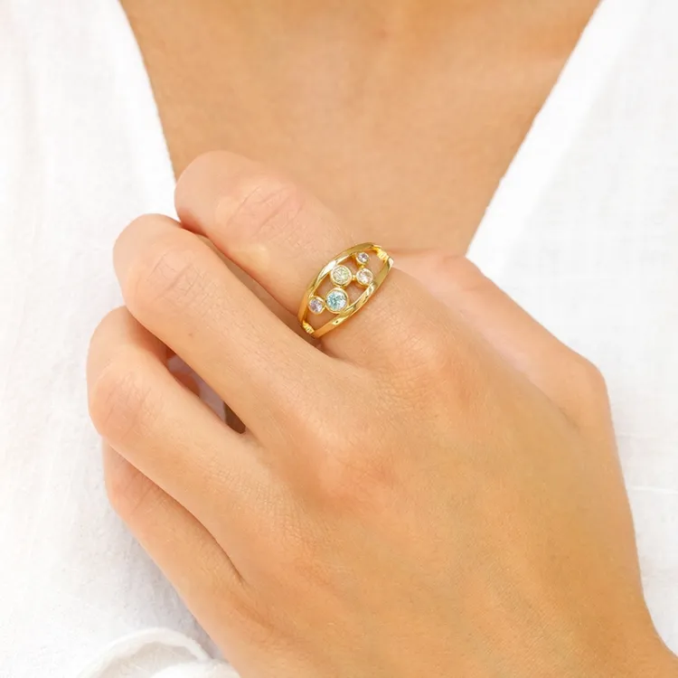multifarget zirkon ring i forgylt sølv - Bubbly Twist