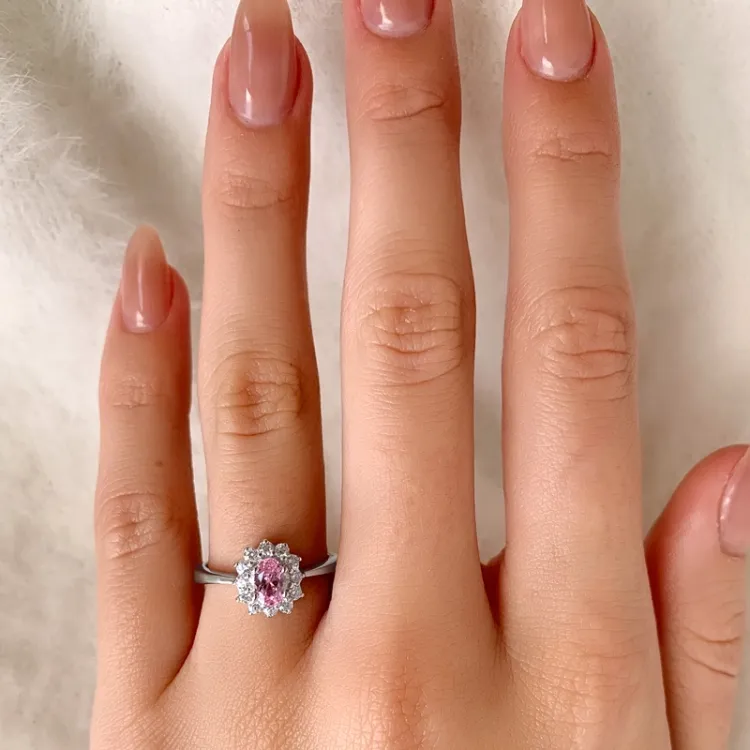 Oval rosa zirkon ring i sølv