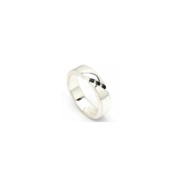 Elegant blå safir ring i sølv