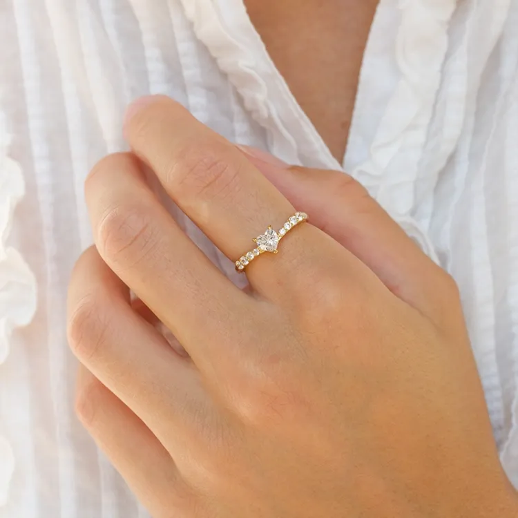 zirkon ring i forgylt sølv