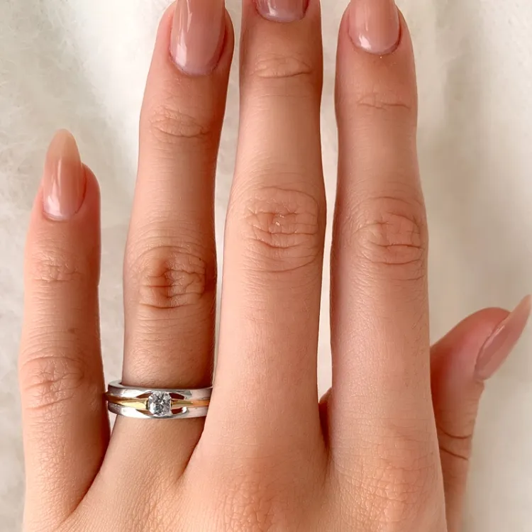 ekte ring i sølv med 8 karat gull