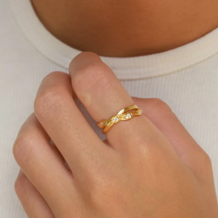 zirkon ring i forgylt sølv - Lumé Etched