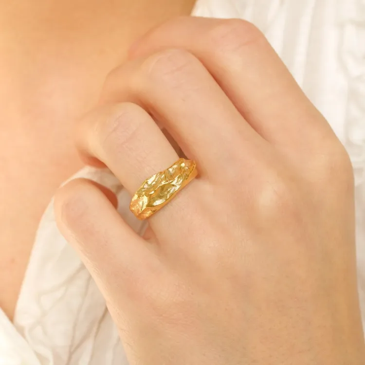 ring i forgylt sølv - Lumé Etched