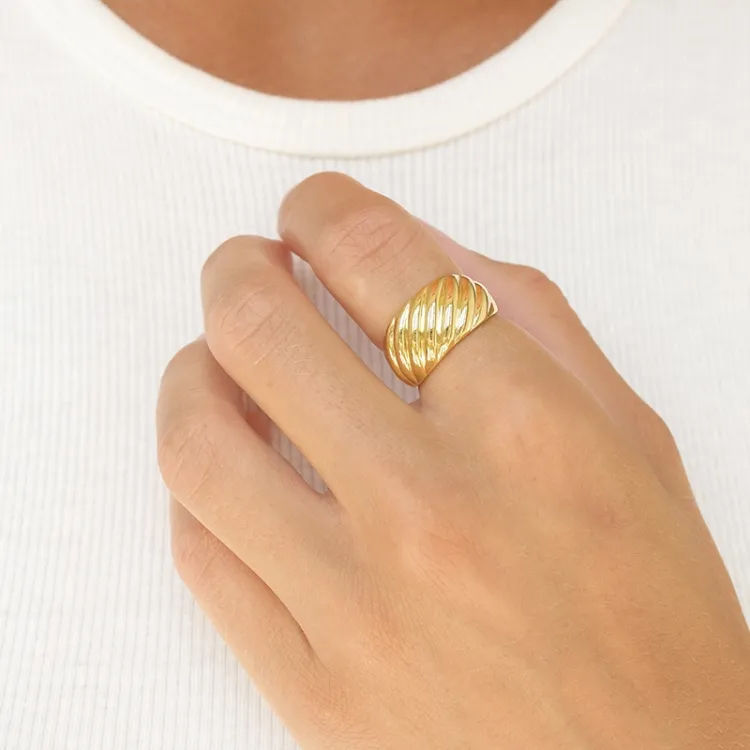 ring i forgylt sølv - Lumé Essence