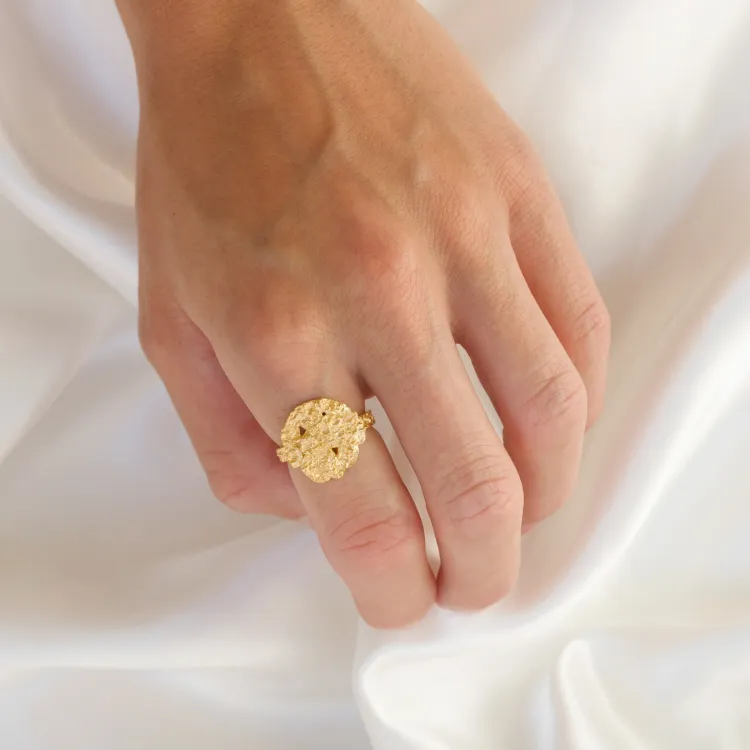 ring i forgylt messing - Eliné