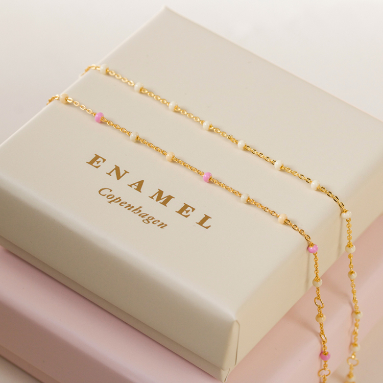 Enamel Lola Tropical armbånd i forgylt sølv rosa emalje rosa emalje hvit emalje