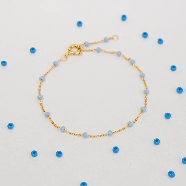 Enamel Lola Sky armbånd i forgylt sølv lyseblå emalje