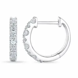 diamant creol i 14 karat hvitt gull med diamant