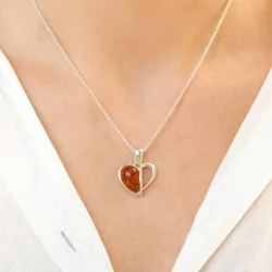 hjerte rav anheng i sølv