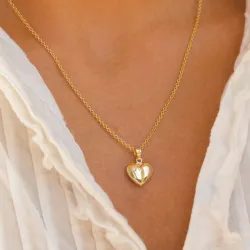 11,5 x 13 mm hjerte anheng i 14 karat gull - Amoré