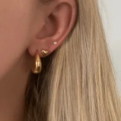 Khaai Studio Luma øredobber i forgylt stål