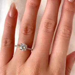 hvit zirkon ring i 9 karat gull - Gold Collection