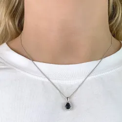 Safir rosettanheng i 9 karat hvitt gull
