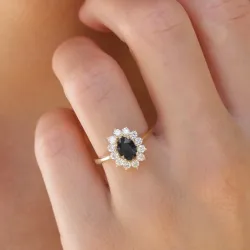 safir rosettring i 14 karat gull 0,55 ct 1,00 ct
