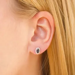 safir rosettørepynt i 14 karat gull med diamant og safir 