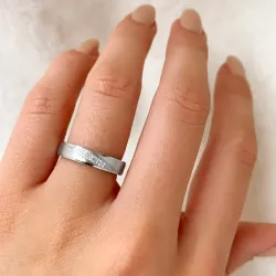 børstet ring i rodinert sølv
