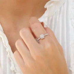 firkantet diamantring i 14 karat hvitt gull 0,26 ct 0,26 ct