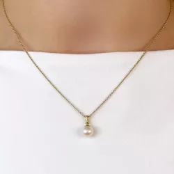 7 mm elfenben hvit perle anheng i 9 karat gull