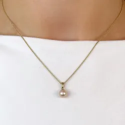 7 mm rosa perle anheng i 9 karat gull