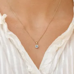 Elegant rundt topas diamantanheng i 9 karat gull 0,07 ct 0,30 ct