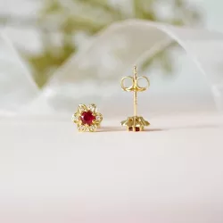 Blomst rubin diamantøredobb i 9 karat gull med diamanter og rubiner 