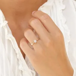 0,40 ct lab grown diamant ring i 14 karat gull 0,40 ct